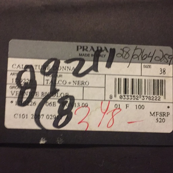 AUTHENTIC PRADA SHOE -PATENT LEATHER WHITE £ BLACK - Picture 6 of 8